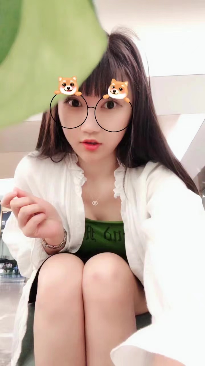 可以抱起来肏的小可爱